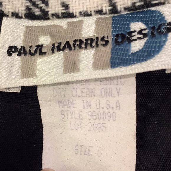 Wool blend skirt by Paul Harris Design - Picture 3 of 3